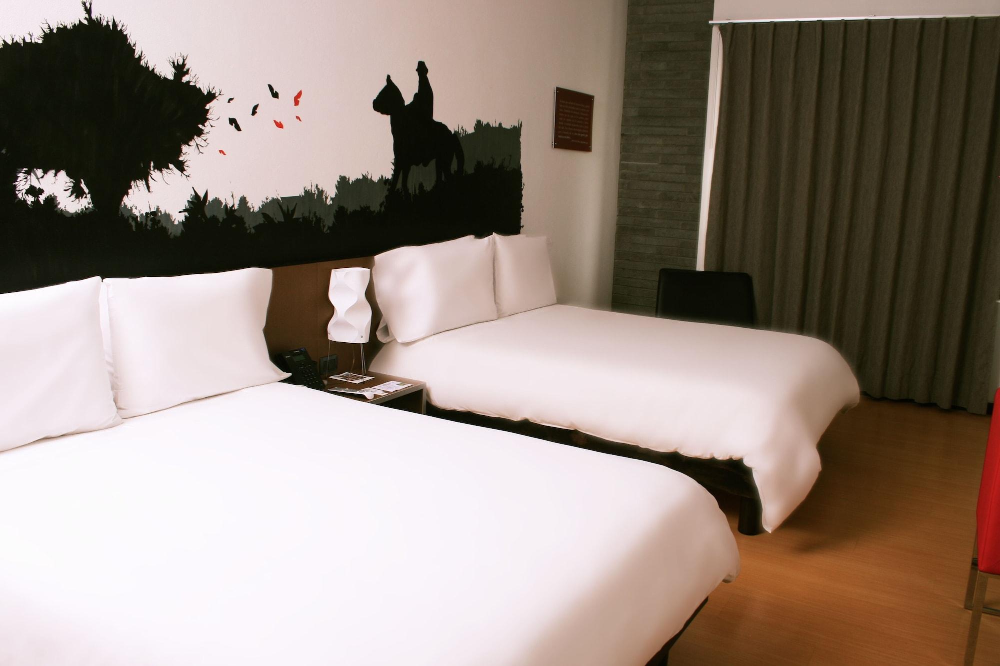 Hotel Viaggio Nueve Tres Bogotá Eksteriør bilde