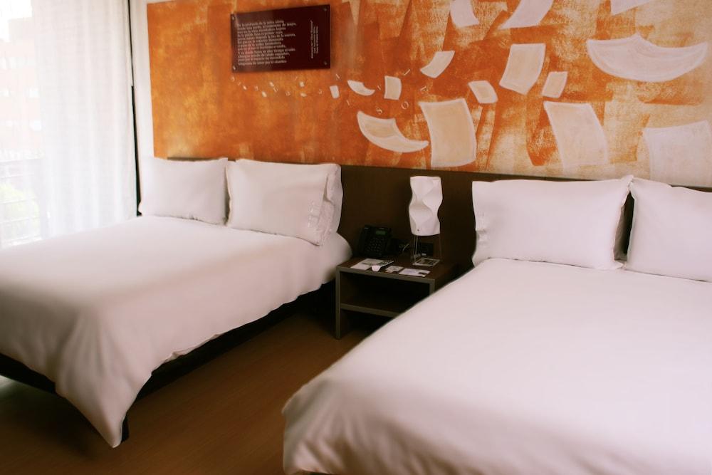 Hotel Viaggio Nueve Tres Bogotá Eksteriør bilde